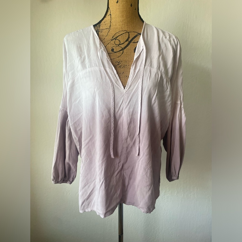 MORRISON GREY side slit lavender ombré blouse top